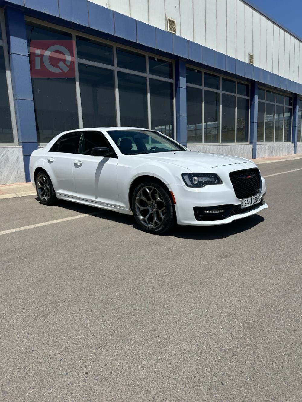 كرايسلر 300